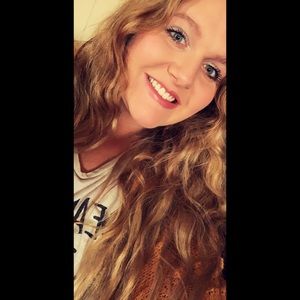 Meet your Posher, Tiffany